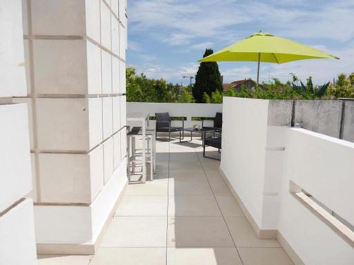 Appartement Terrasse Panoramique Hopitaux Et Facultes Montpellier Exterior photo